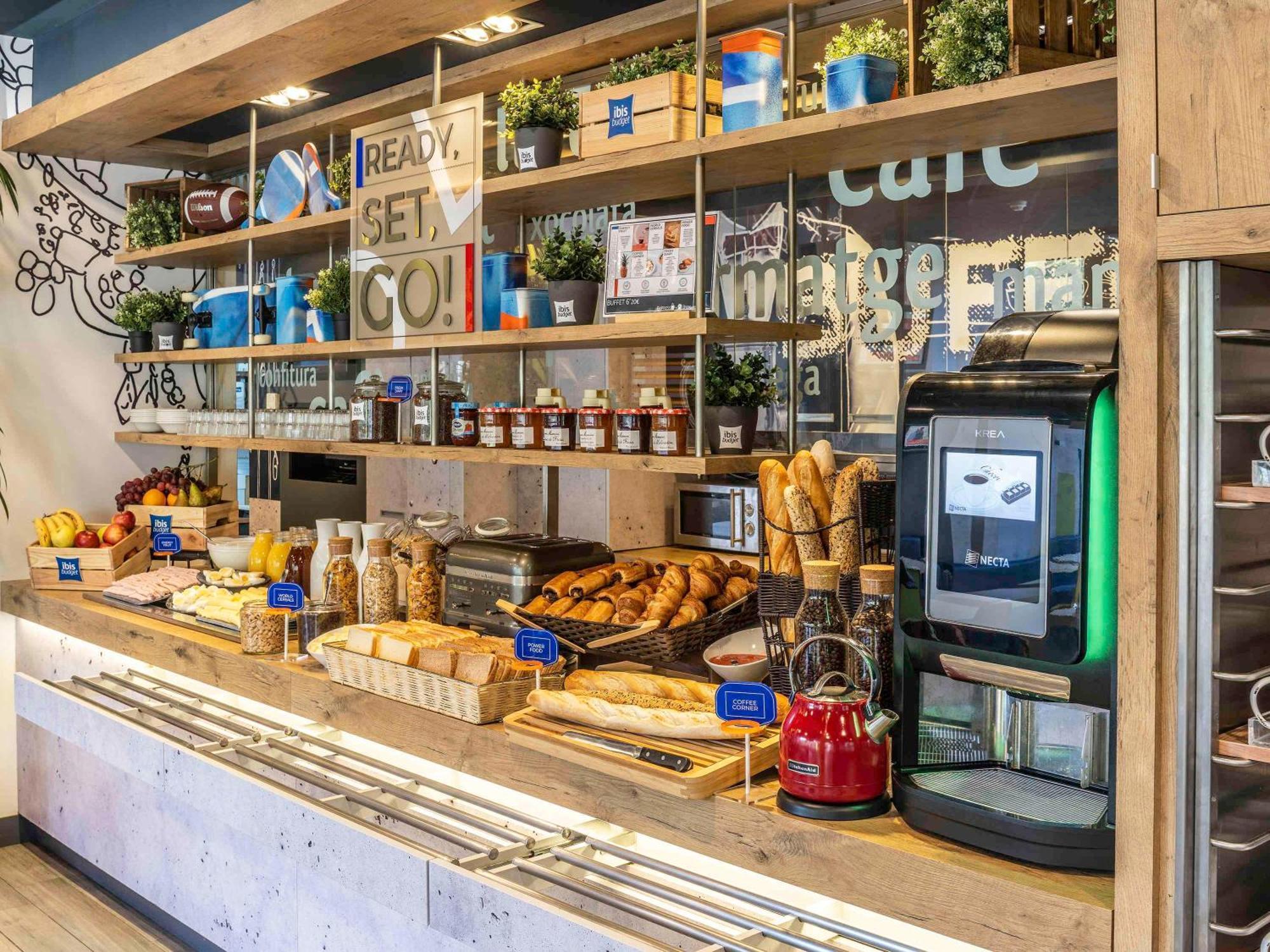Ibis Budget Barcelona Sant Andreu De La Barca Eksteriør billede